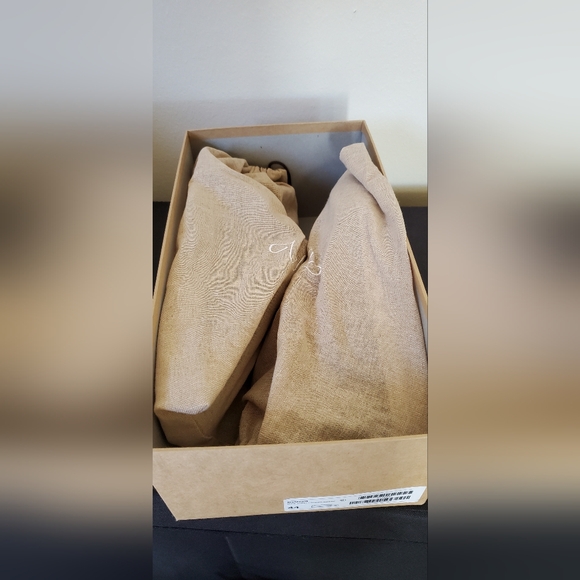 Velasca Suede Sneakers - Picture 3 of 9